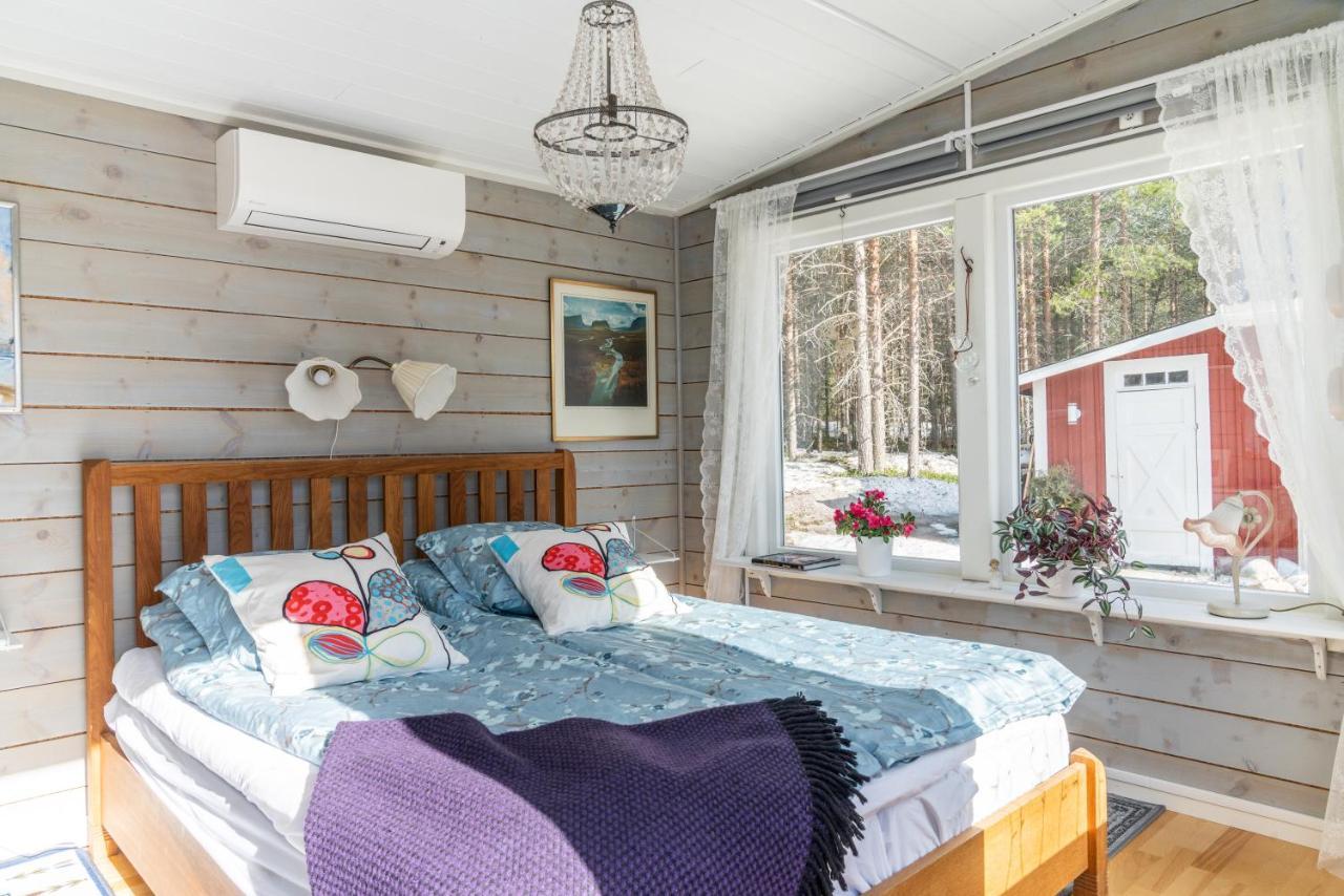 Torpet - Bed And Breakfast Med Charm Norrfjarden Buitenkant foto