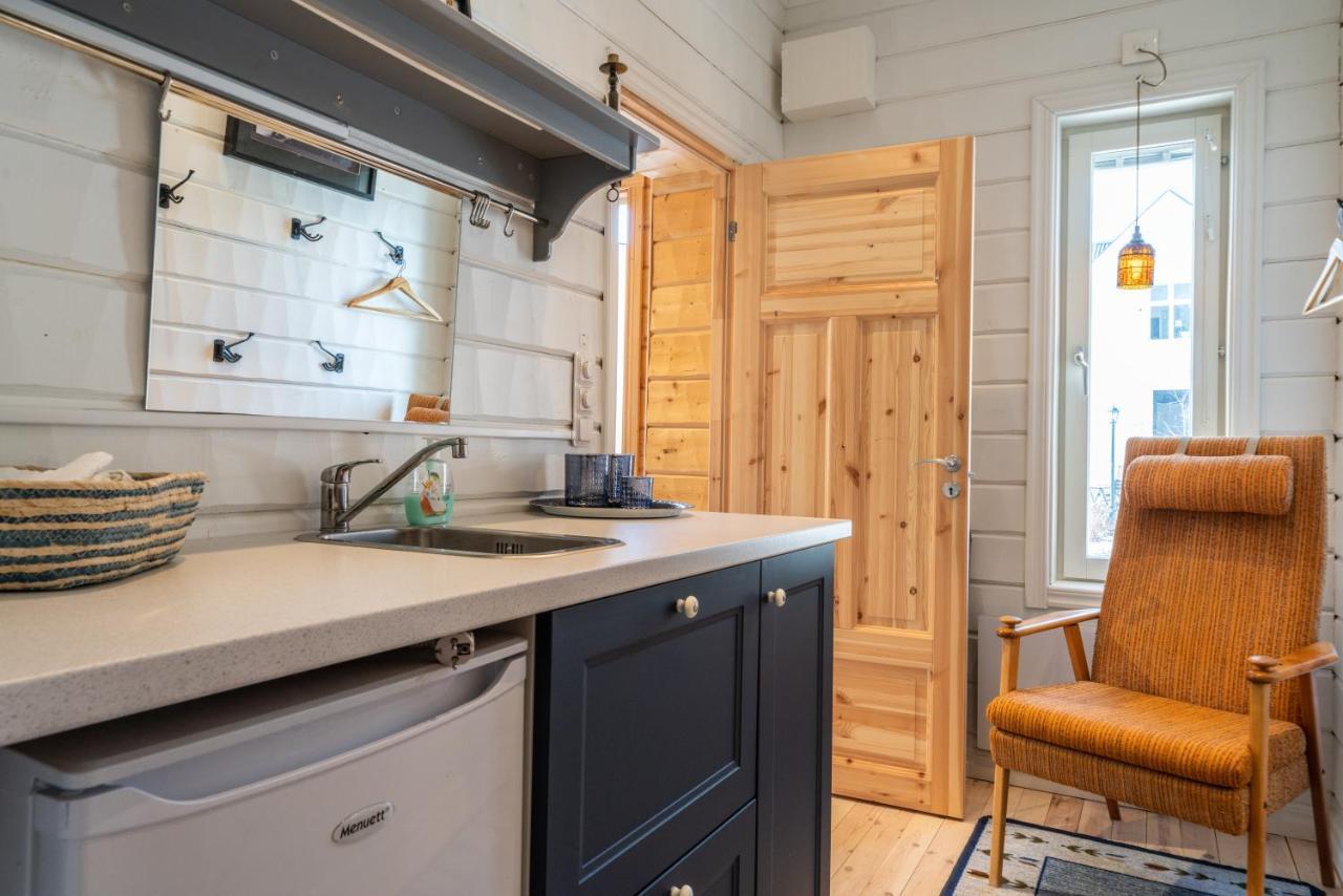 Torpet - Bed And Breakfast Med Charm Norrfjarden Buitenkant foto