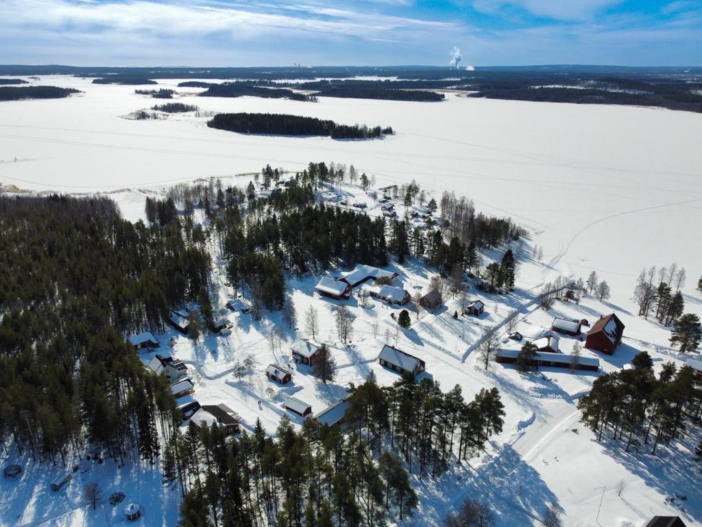 Torpet - Bed And Breakfast Med Charm Norrfjarden Buitenkant foto