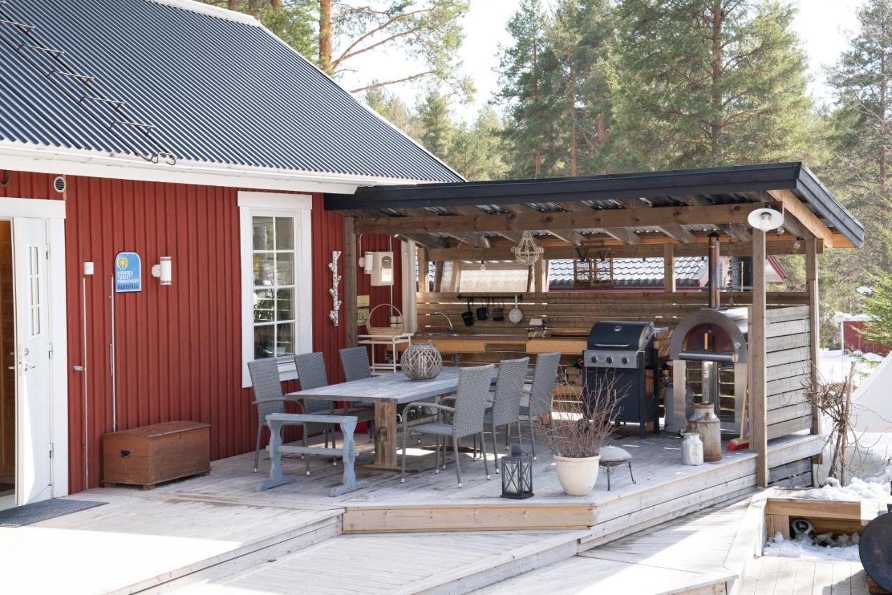 Torpet - Bed And Breakfast Med Charm Norrfjarden Buitenkant foto